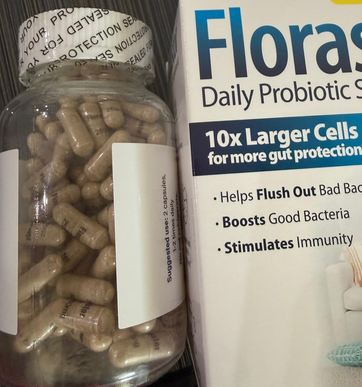 Florastor Daily Probiotic Supplement 100 250Mg Capsules Exp 12/2027