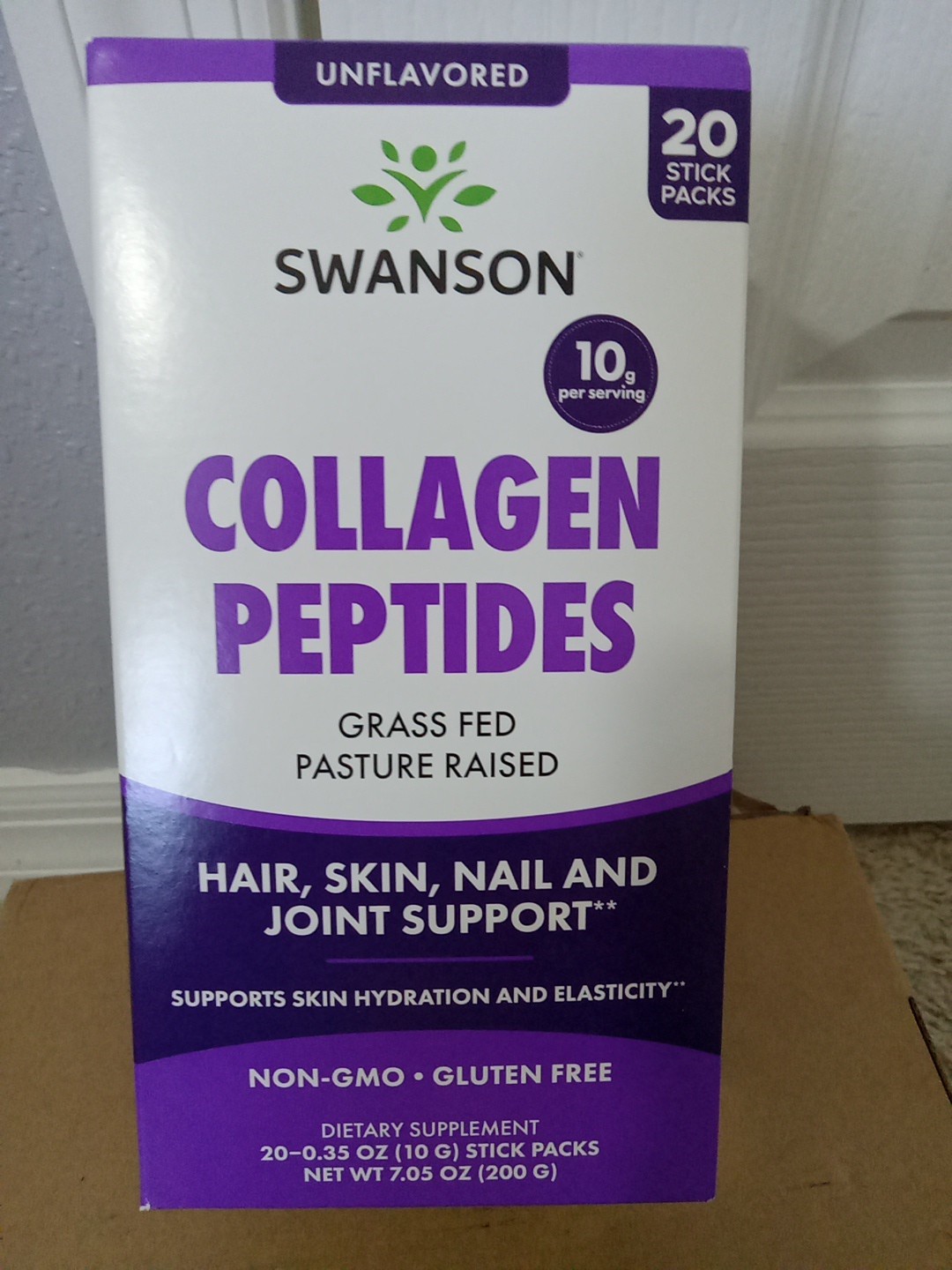New Swanson Collagen Peptides, Qty 20 packs, 2 boxes. Boxes dented some by USPS