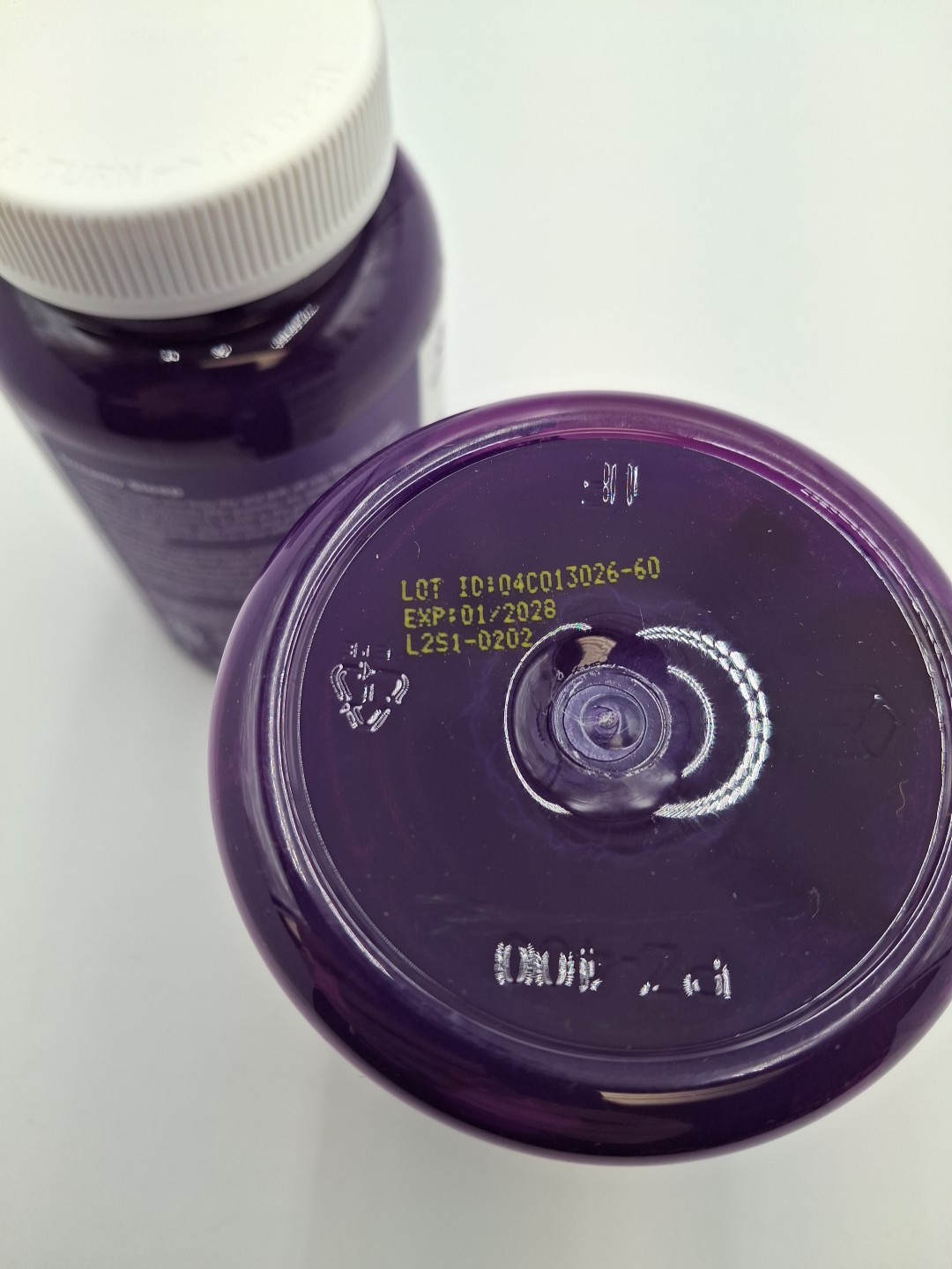 Two Bottles – Goli Dreamy Sleep Gummies, 5 mg Melatonin, 60 Each, Exp. 1/28