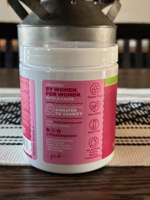 Daily Greens Pink For Women 4.23 oz(120gr) Fruit &Veggie Powder – Exp 10/2026