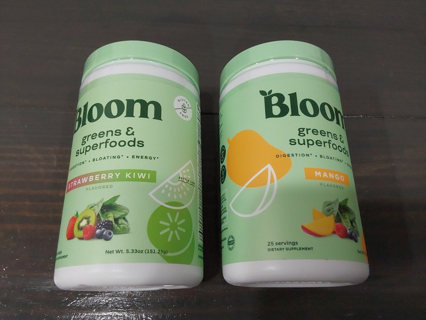 Bloom Nutrition Greens & Superfoods Strawberry Kiwi & Mango Set Dated 02/2026+ K