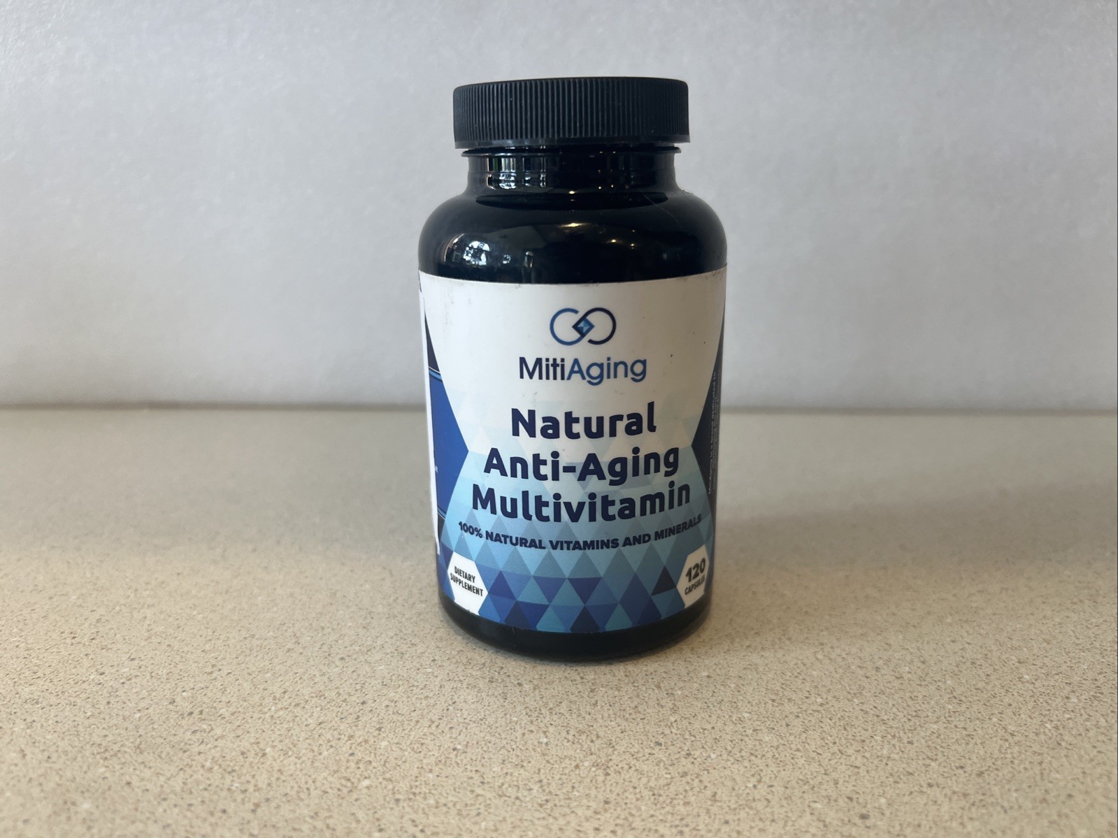 Natural Multi Vitamin Anti-Aging 120 capsules Exp 02/2026