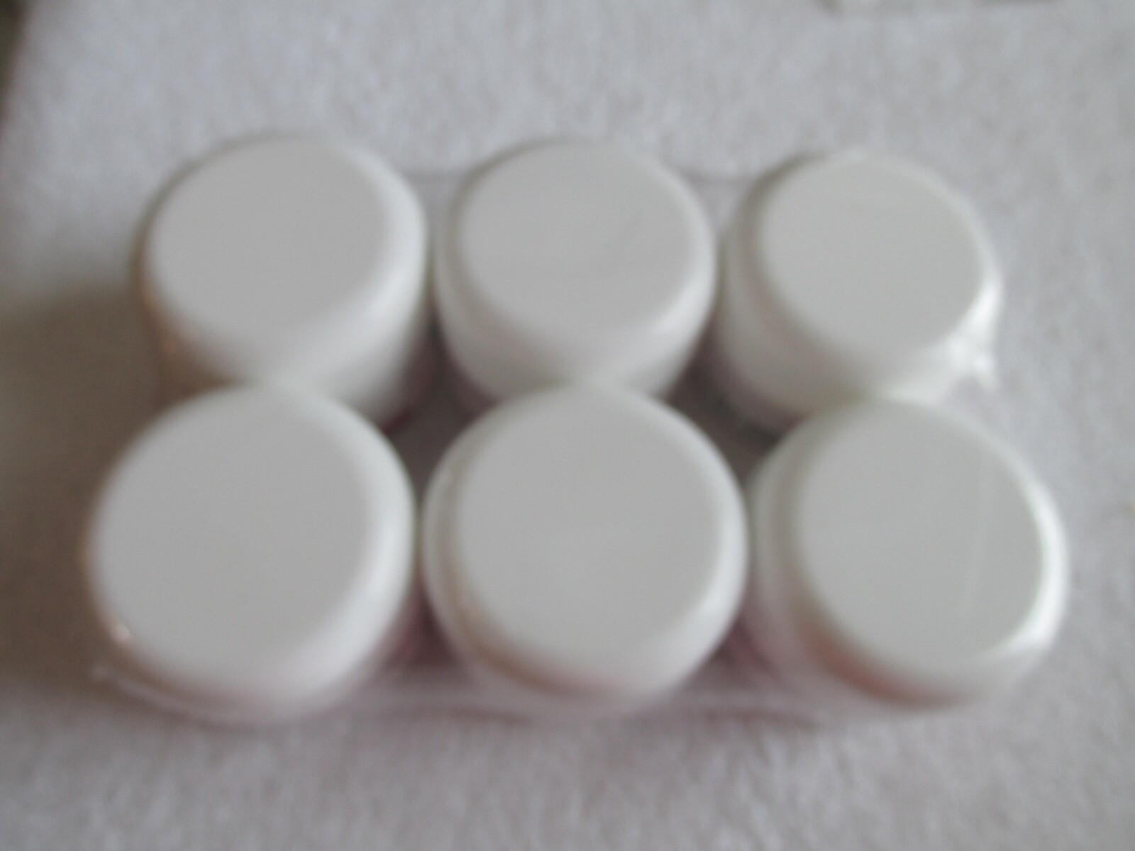 NEW Lot of 6 Sealed Vitamin World Retinol Vitamin A Cream 2 oz Please Read