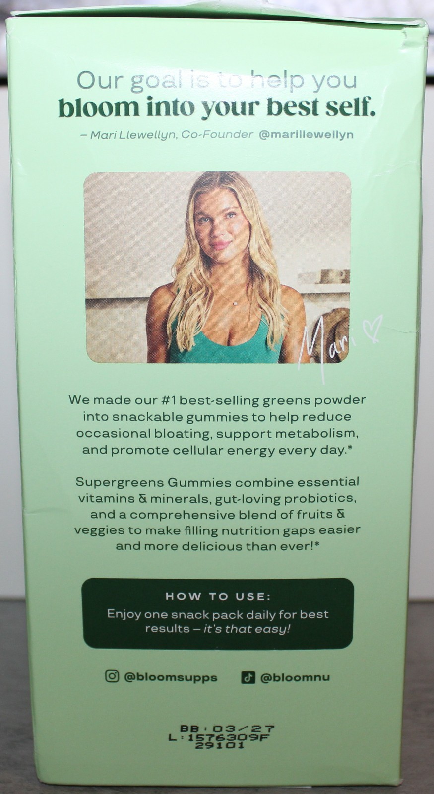 BLOOM SUPERGREENS GUMMIES 12 PACKS + 3 EXTRA SEALED ~STRAWBERRY KIWI EXP 03/27~