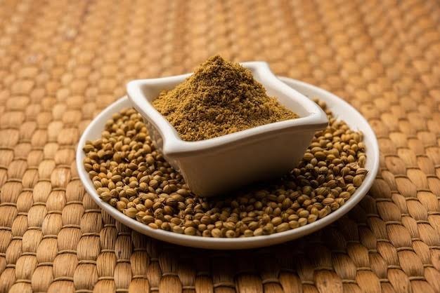 100% Natural Coriander Powder – Enhances Taste & Aids Digestion