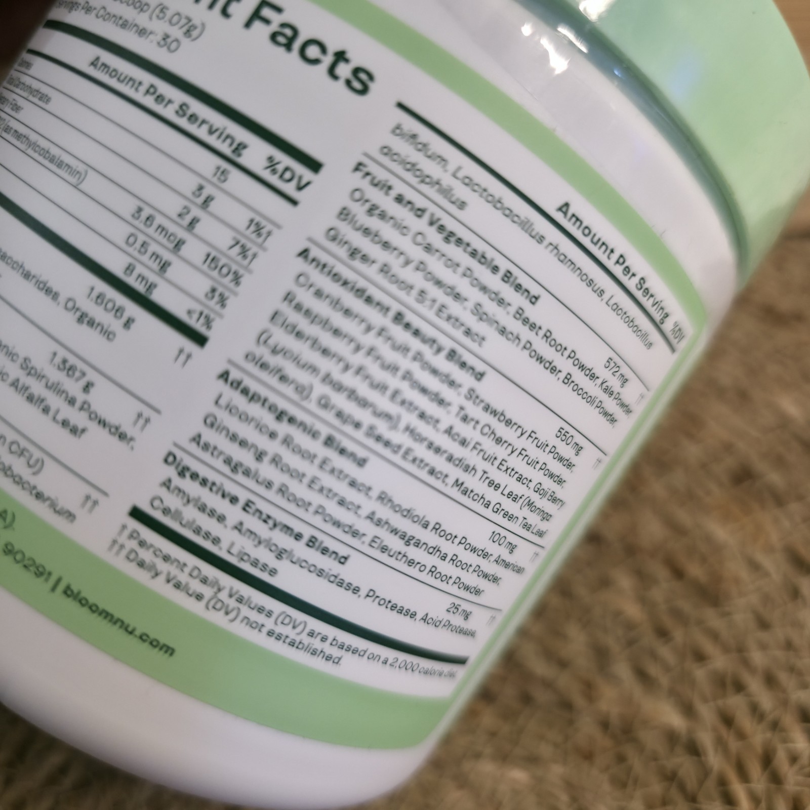 Bloom Greens and Superfoods Vitamin Powder New