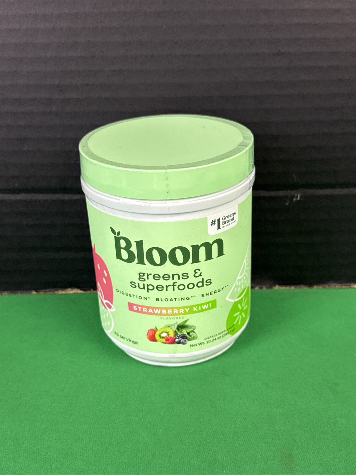 Bloom Nutrition Greens & Superfoods Powder 10.24 Oz Strawberry Kiwi 09/26