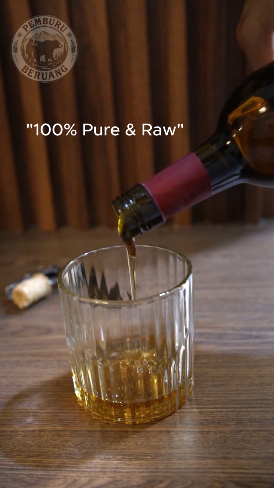 Pemburu Beruang Premium Artisanal Wild Honey 750ml Wax Seal Glass Bottle in Box