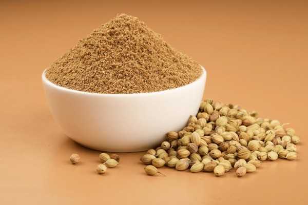 100% Natural Coriander Powder – Enhances Taste & Aids Digestion