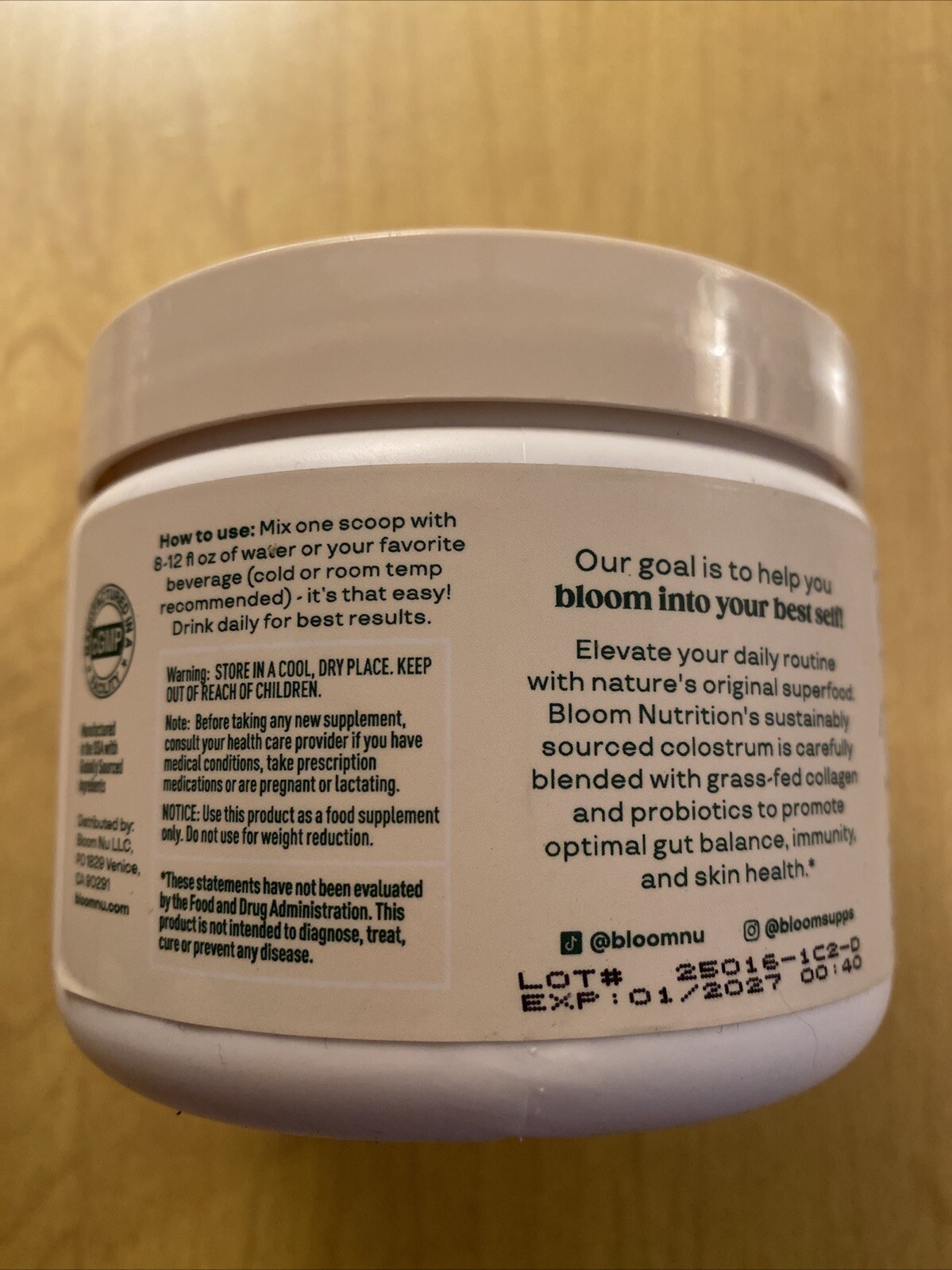 Bloom Colostrum & Collagen Peptides Strawberries & Cream Gut Health 4.23 Oz