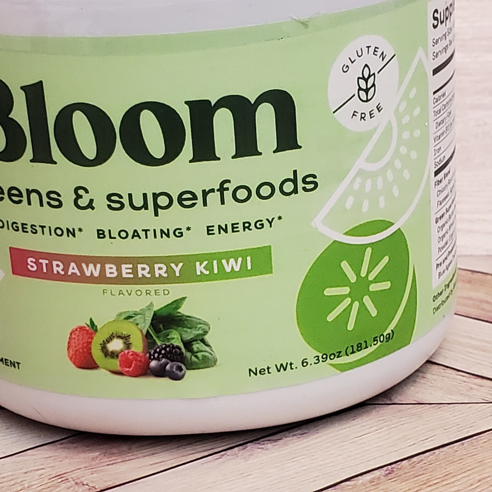 Bloom Nutrition Strawberry Kiwi Greens Superfoods 30 Servings Digestion Energy