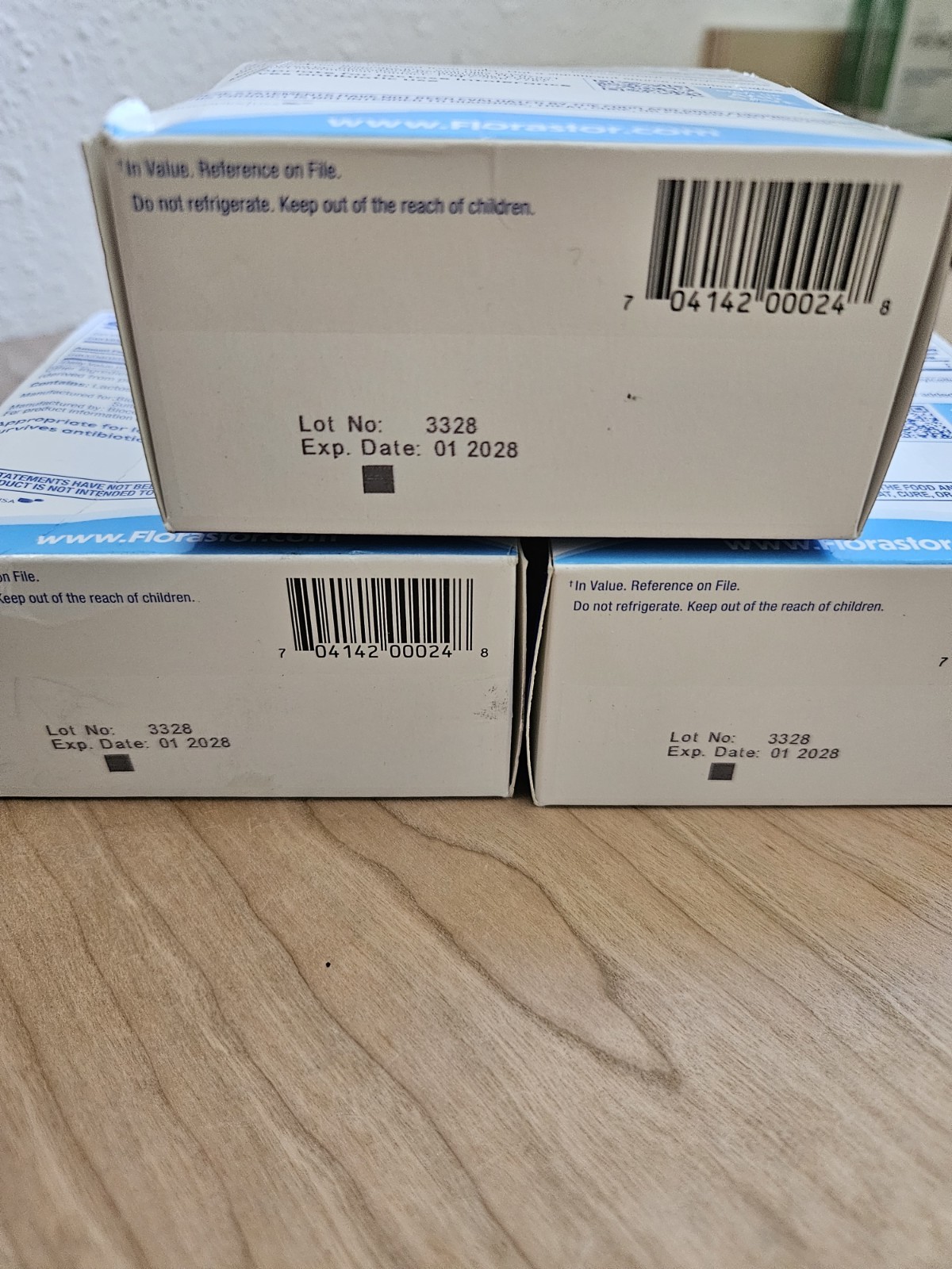 Lot Of 3 Florastor Dual Action Daily Probiotic Supplement 60 Total Caps 01/28