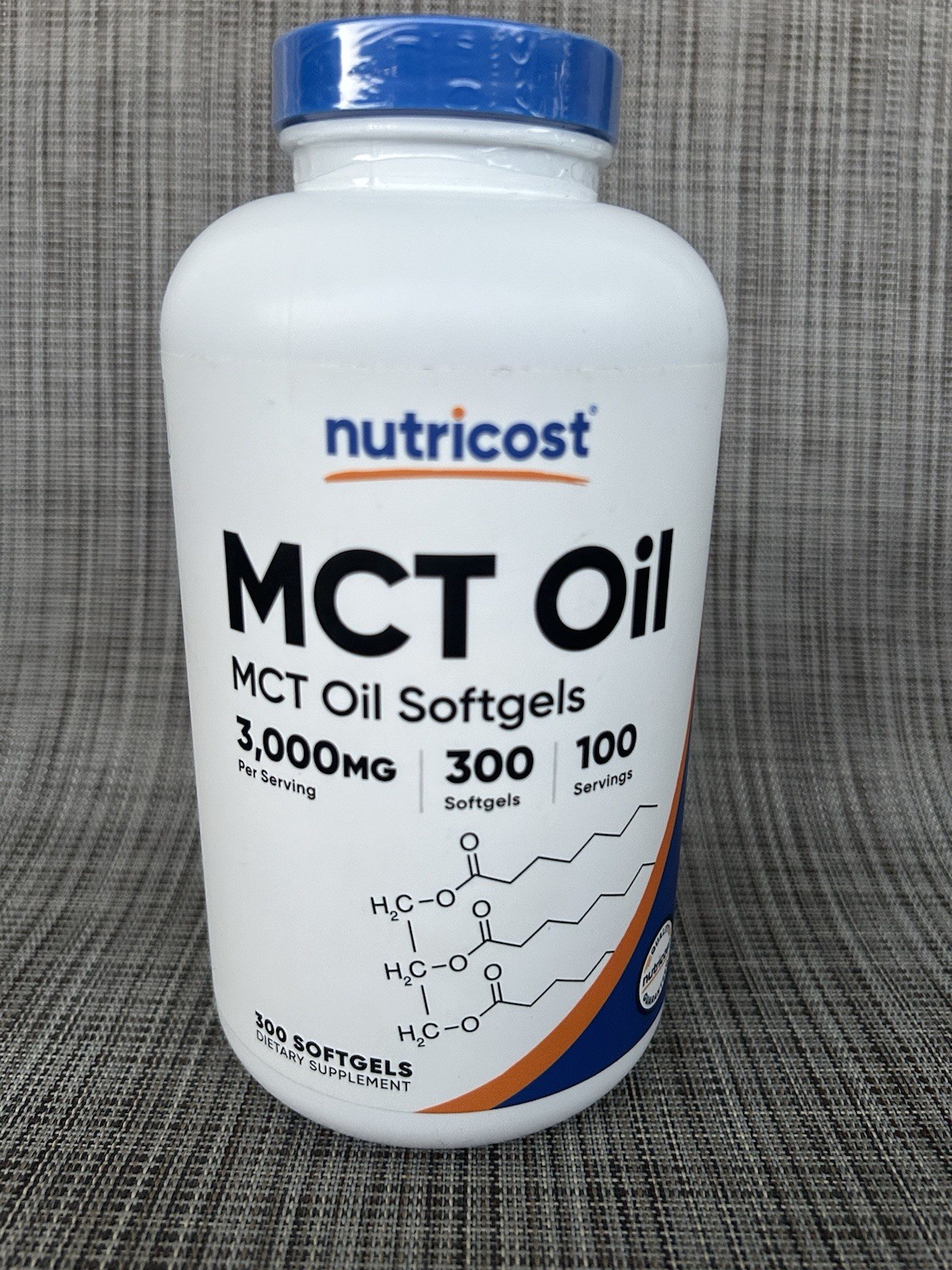 MCT Oil Softgels. 300 Softgels. Dietary Supplement. Exp. 04/2028