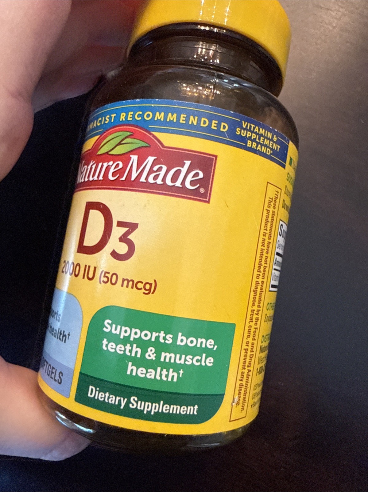Nature Made D3 2000 IU (50 mcg) 250 Softgels Expies 06/2028