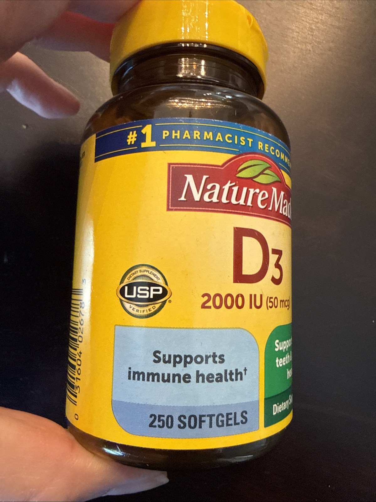 Nature Made D3 2000 IU (50 mcg) 250 Softgels Expies 06/2028