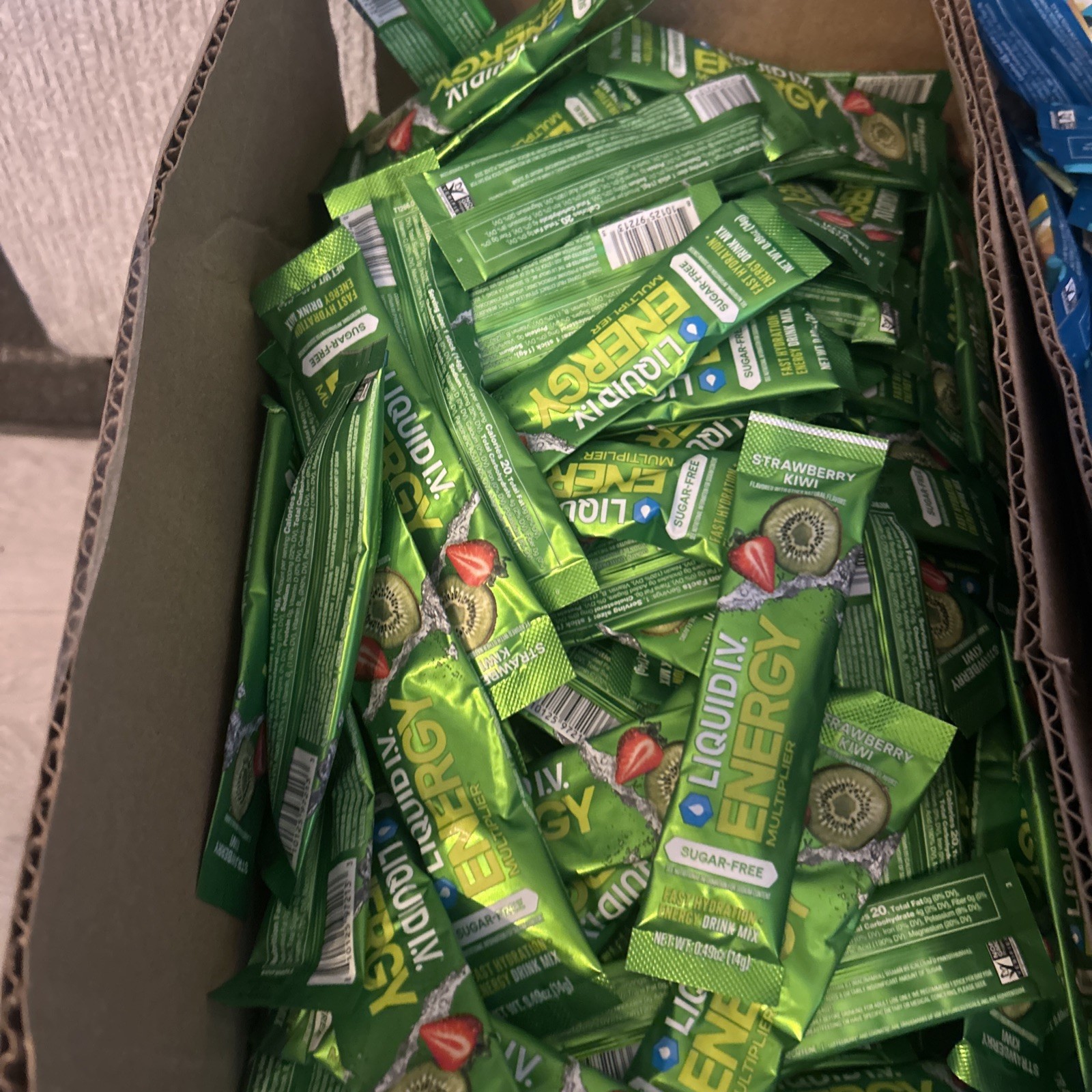 LIQUID IV, SUGAR FREE. “ENERGY MULTIPLIER” 100 INDIVIDUAL PODWER PACKS!!!