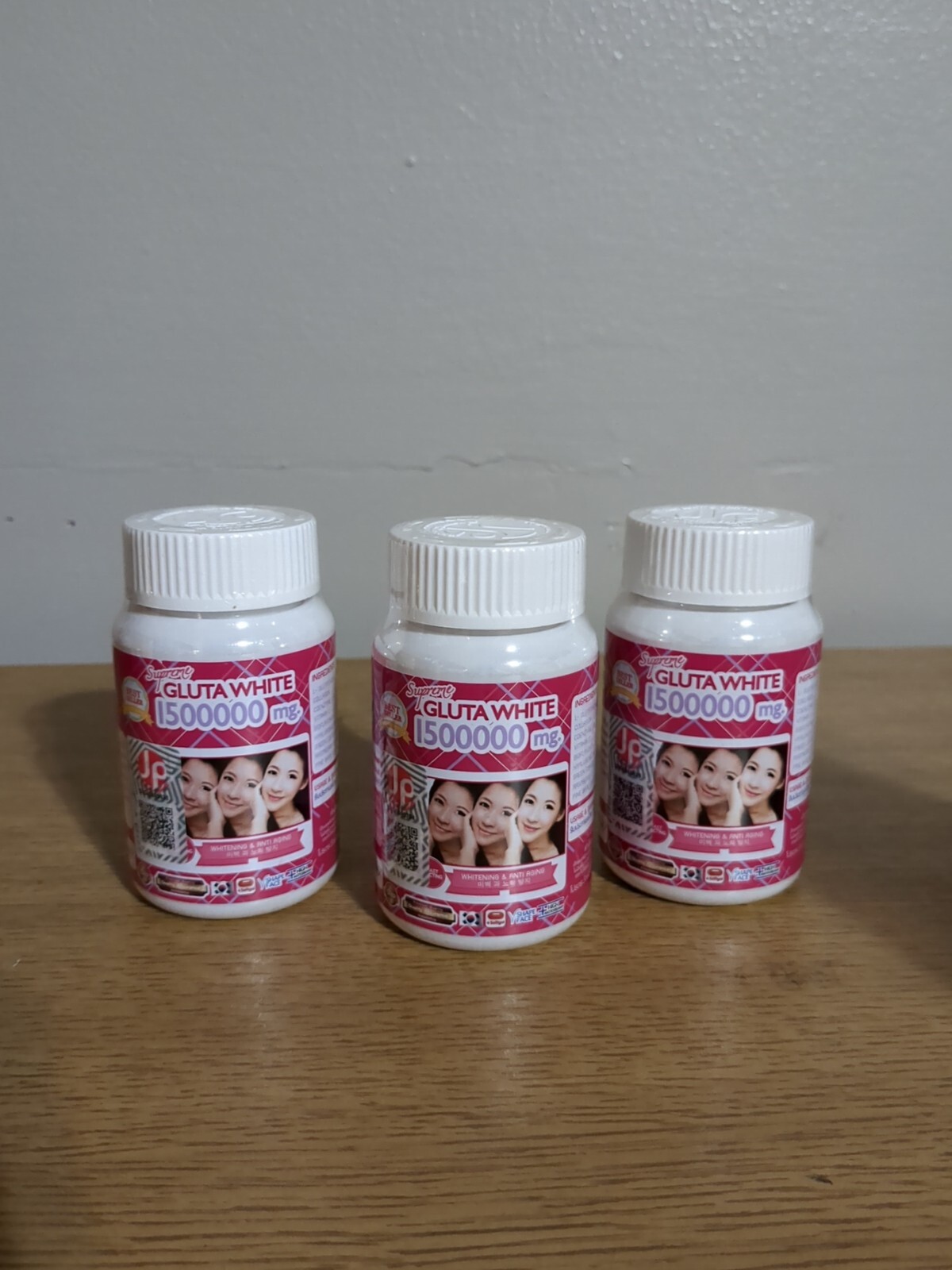 3 Bottle Supreme Gluta White 1500000Mg Whitening Softgel 30pc