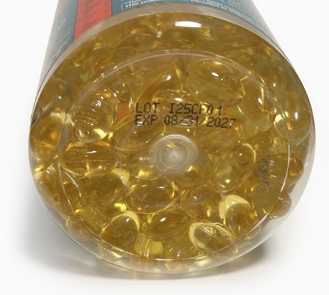 Member’s Mark 360mg Omega-3 Fish Oil Mini Softgels 300 Count EXP 08/2027