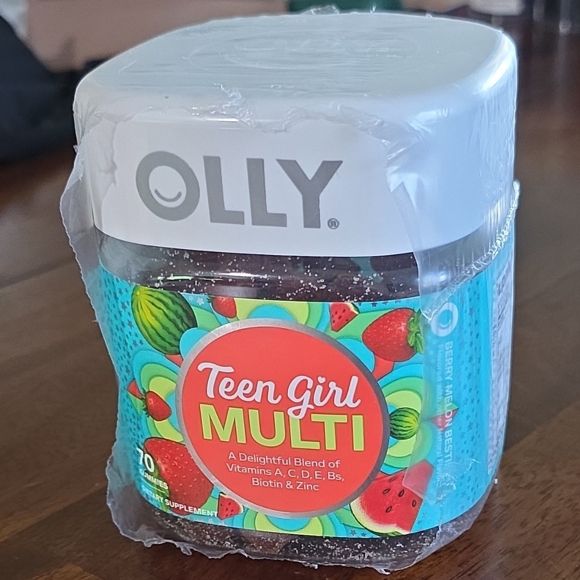 OLLY Teen Girl Multi Vitamin Gummies, Vitamins A C D E + Zinc, 70 Count