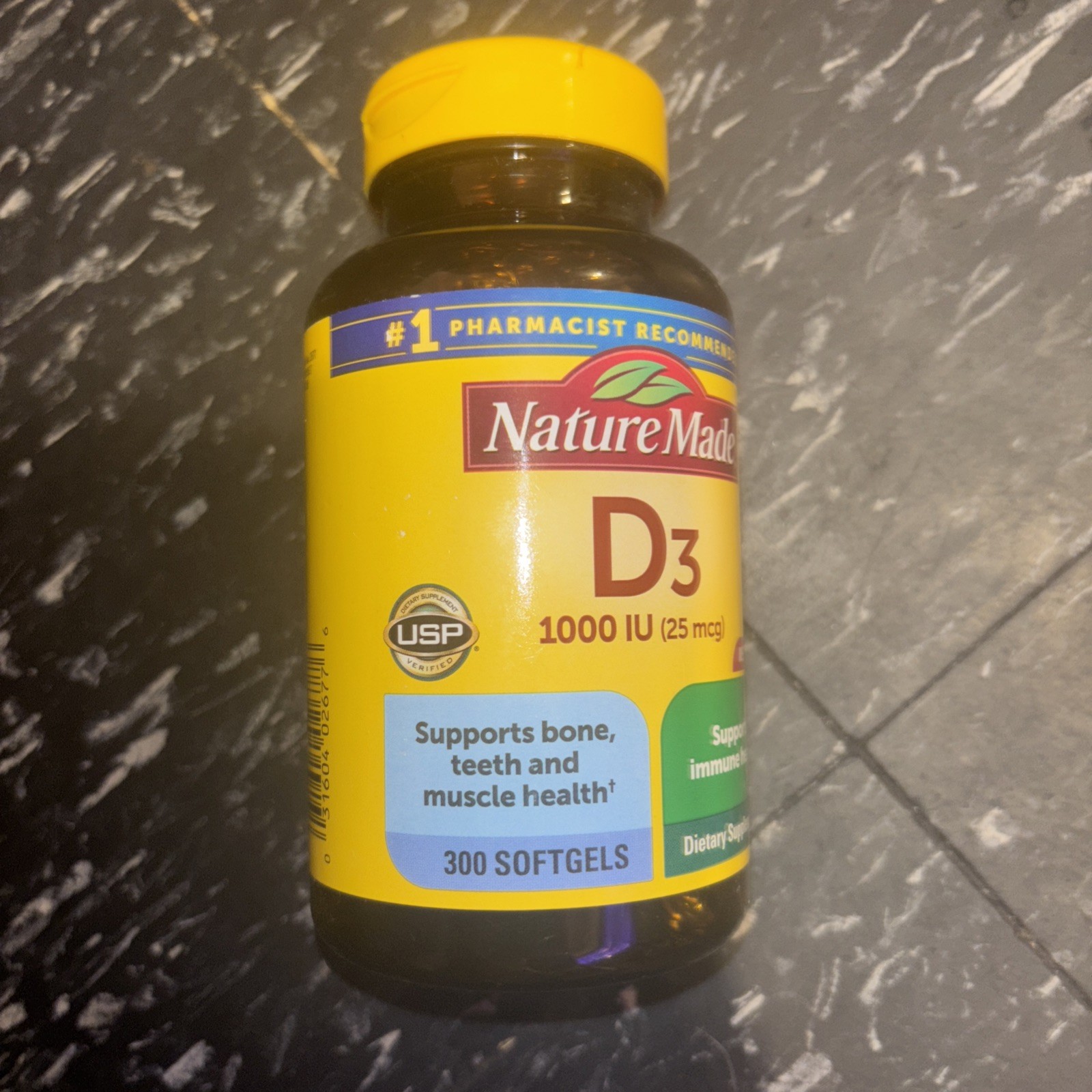 Nature Made Vitamin D3 1000 IU 25mcg Softgels – 300 Ct support bone teeth Muscle