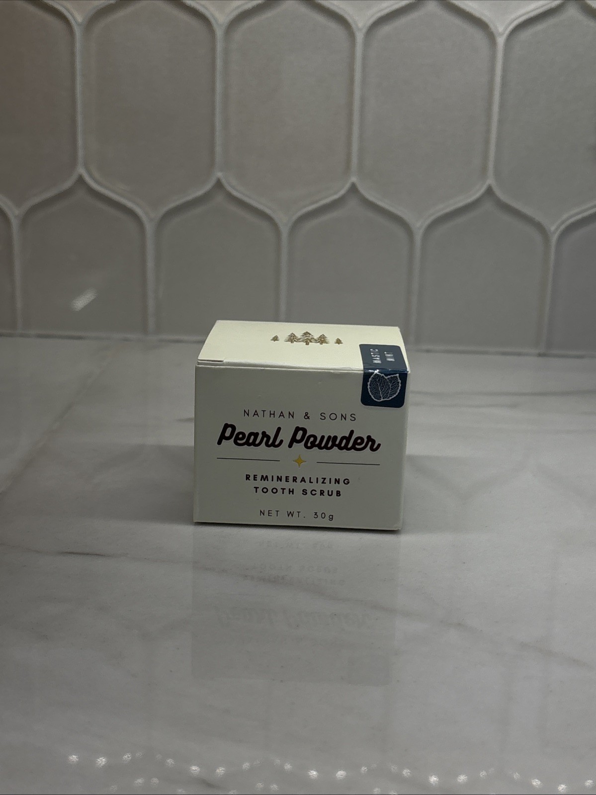 Nathan & Sons Pearl Powder Remineralizing Tooth Scrub Mastic Mint Net WT 30g New