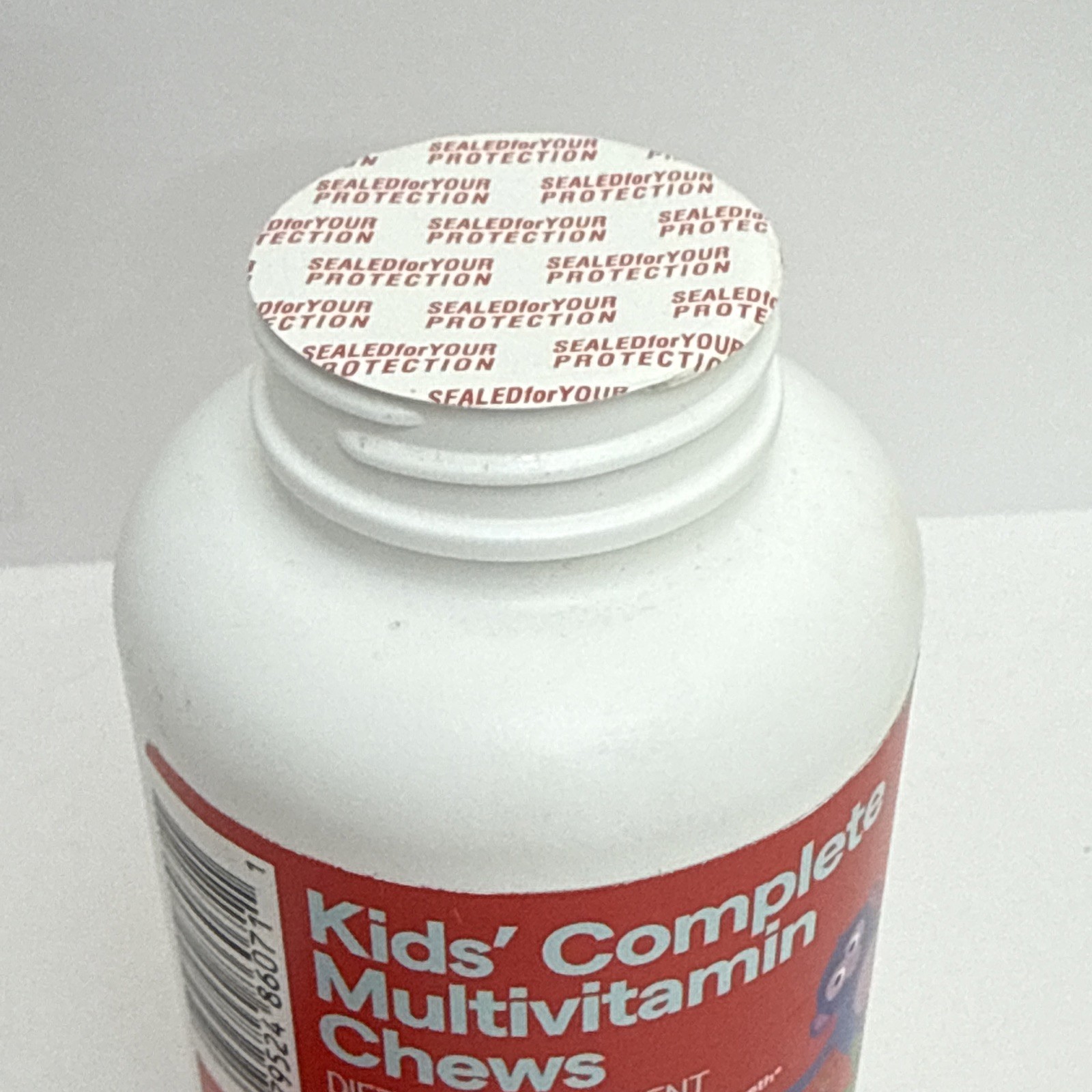 Kids’ Multivitamin Gummies – Fruit – up&up 250 Count Exp 05/2026