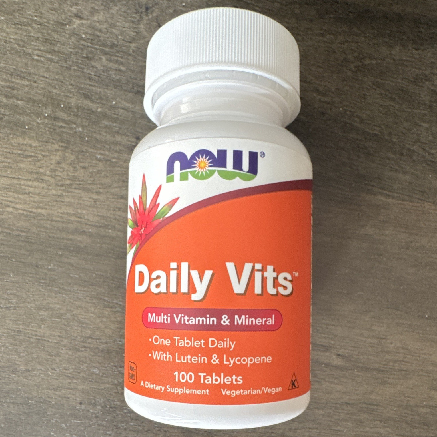 NOW Daily Vits Multivitamin & Mineral with Lutein Lycopene 100 Tablets Vegan