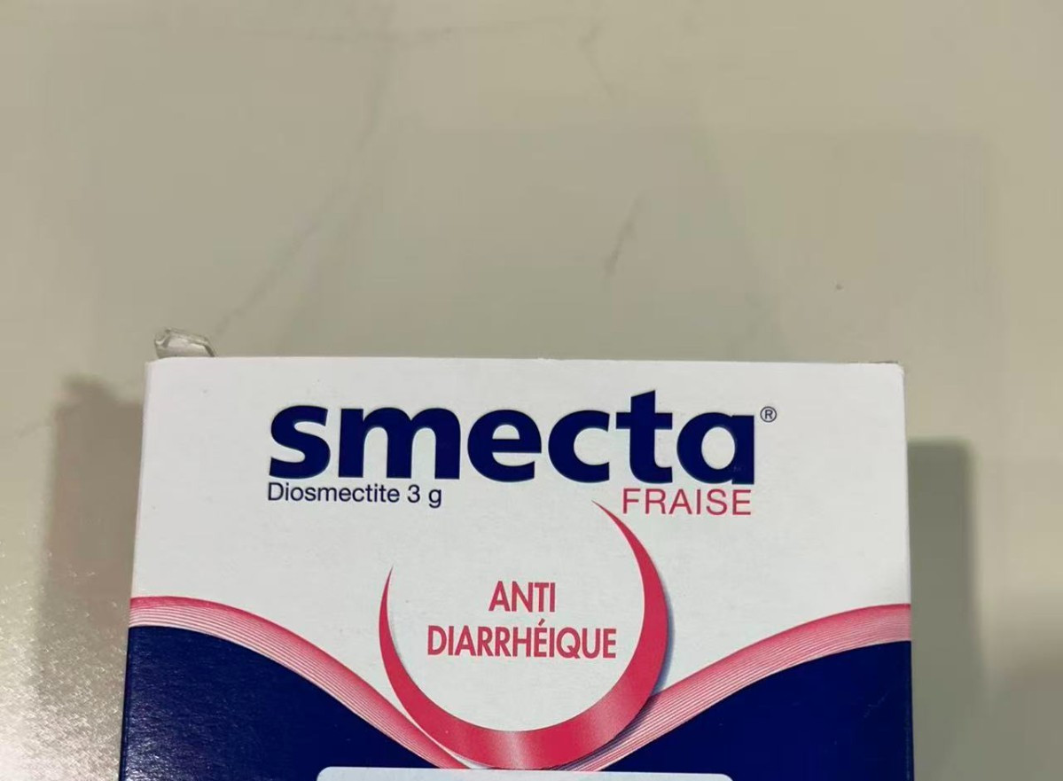 Smecta Strawberry Flavor – 18 Individual Sachets – EXP:08/2026