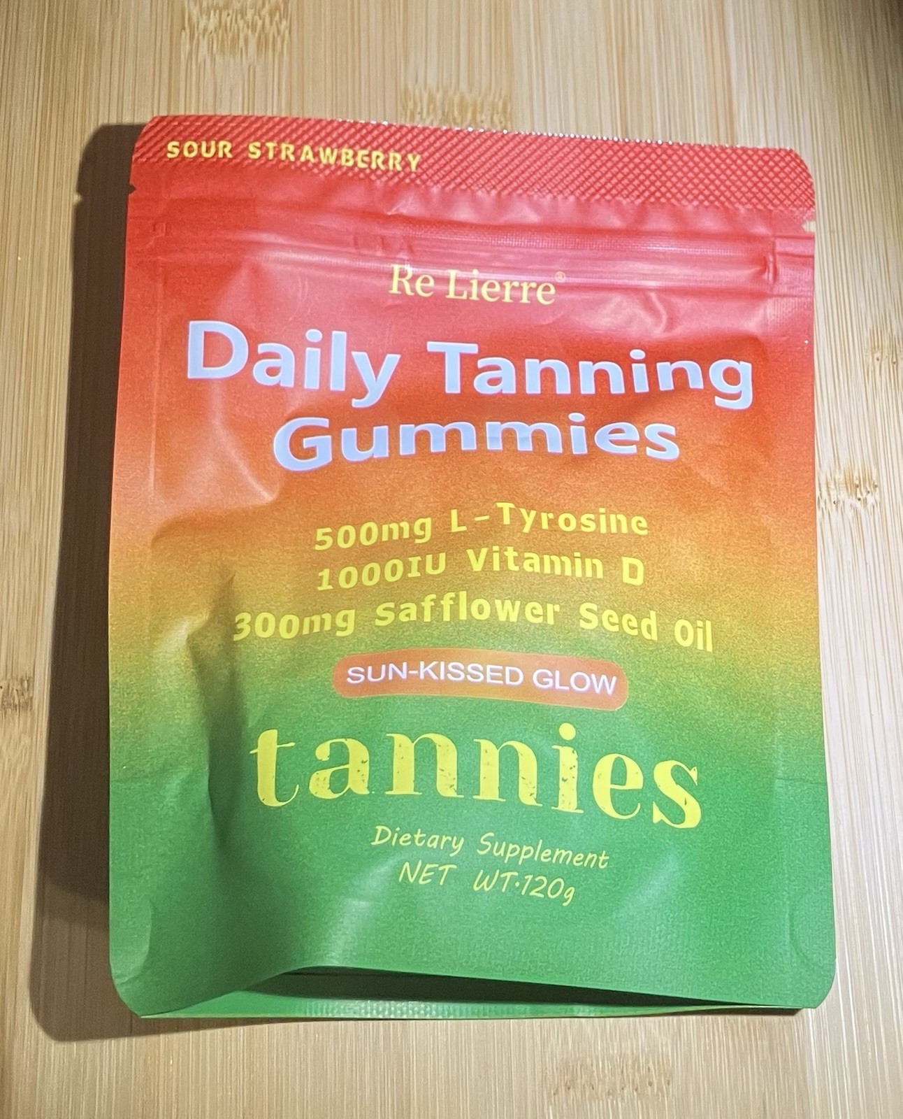 Daily Tanning Gummies 120g Sour Strawberry Flavored
