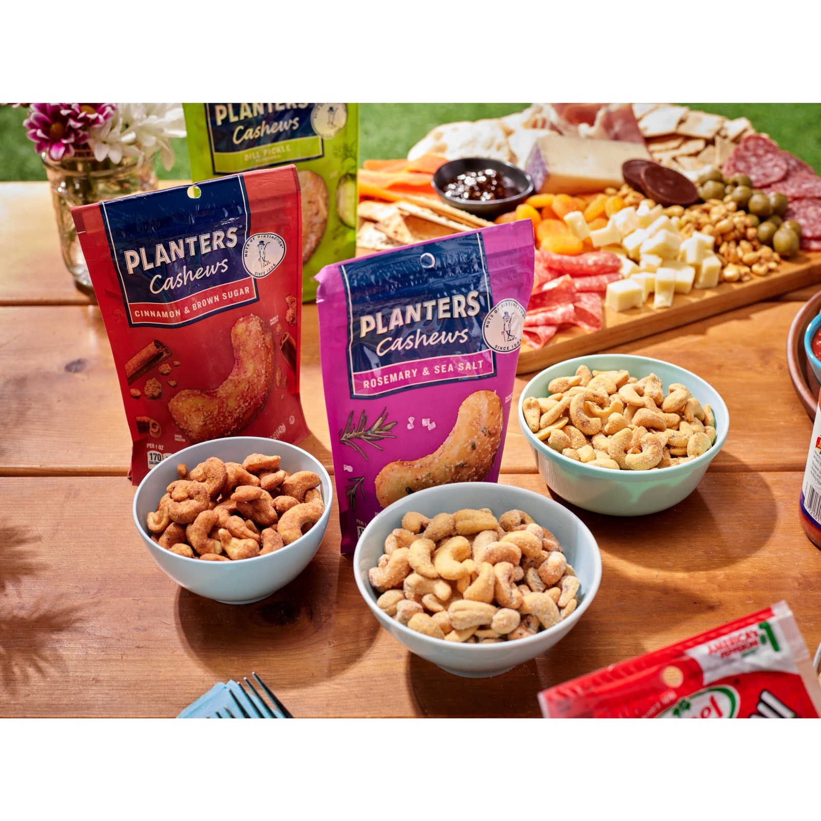 PLANTERS Cashews Cinnamon & Brown Sugar – Trail Mix Snack 5 oz (Pack of 1)
