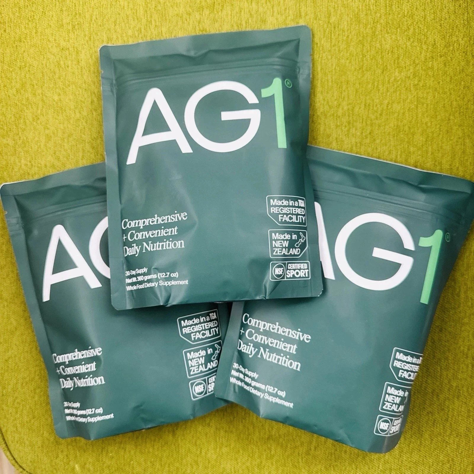 GENUINE AG1 Athletic Greens Pouch 60 (3) Pouch 12.7 10/26 Free Shipping