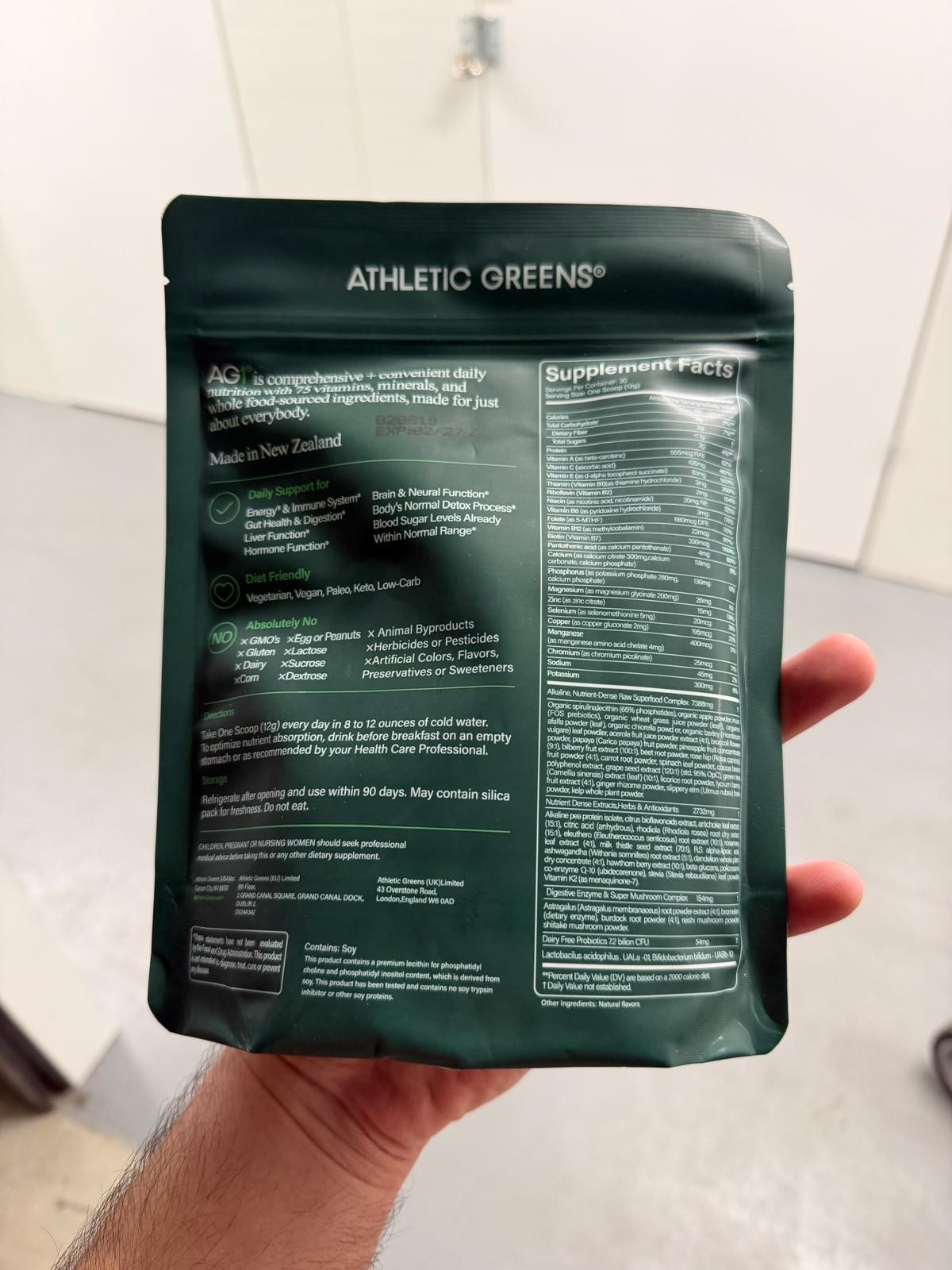 AG1 Athletic Green 30 Day Supply 13.8 Oz Exp 2027