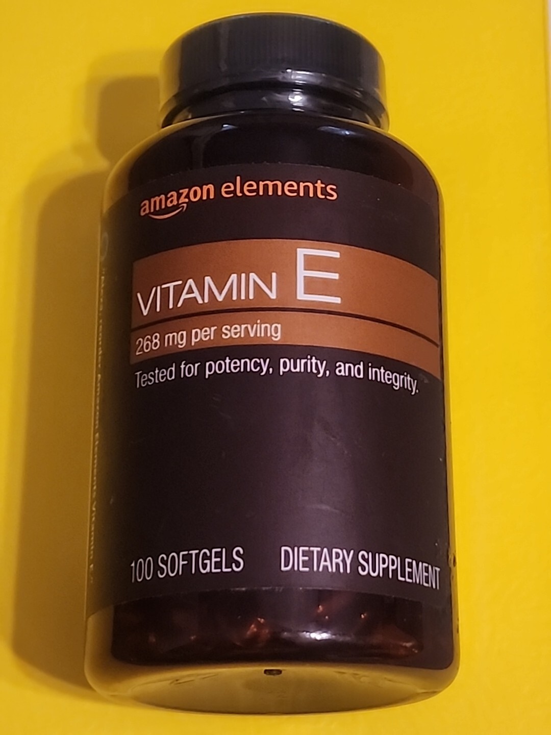 Amazon elements vitamin E 100 SoftGels Exp 12/2025