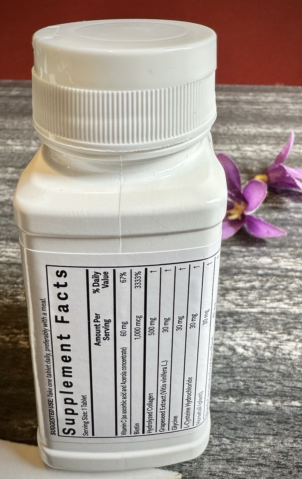 FREE SHIPPING – Nutrilite Hair, Skin & Nail Health 60 Tablets, EXP: 01/27
