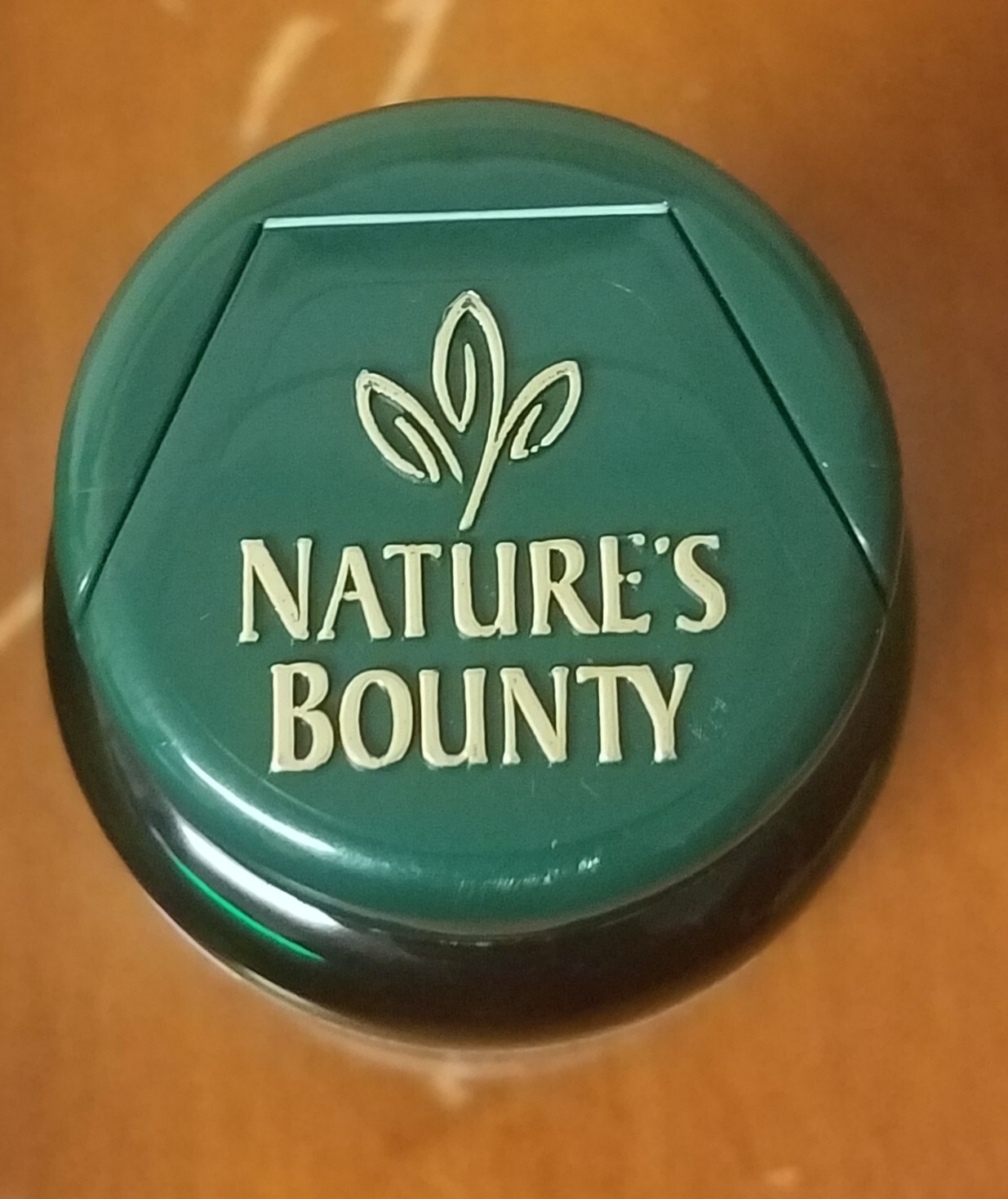 1 PK Nature’s Bounty Dietary Lutein Softgels, 40 mg, 30 Ct EACH EXP 06/2024