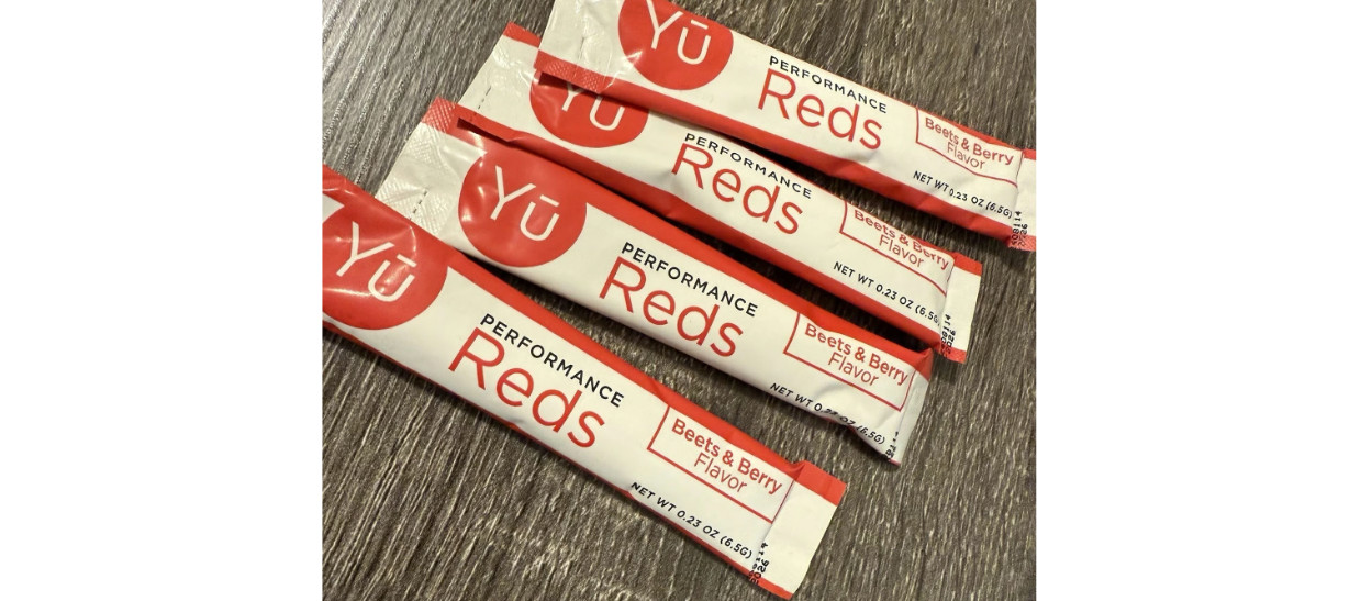 Yu Beauty PERFORMANCE REDS 28 single serving sticks/packs