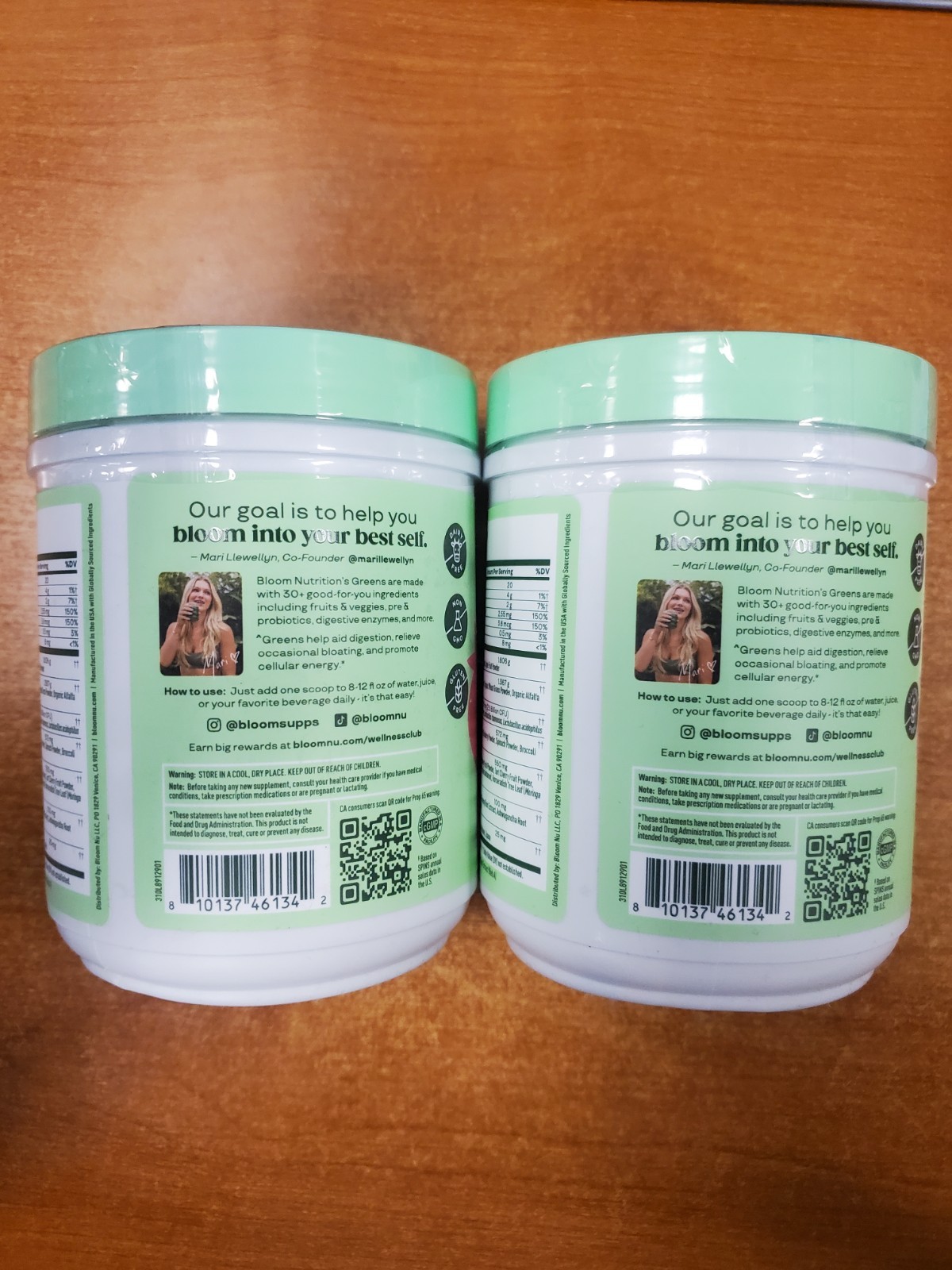 2pk Bloom Greens & Superfoods Powder Strawberry Kiwi – Exp 09/2026