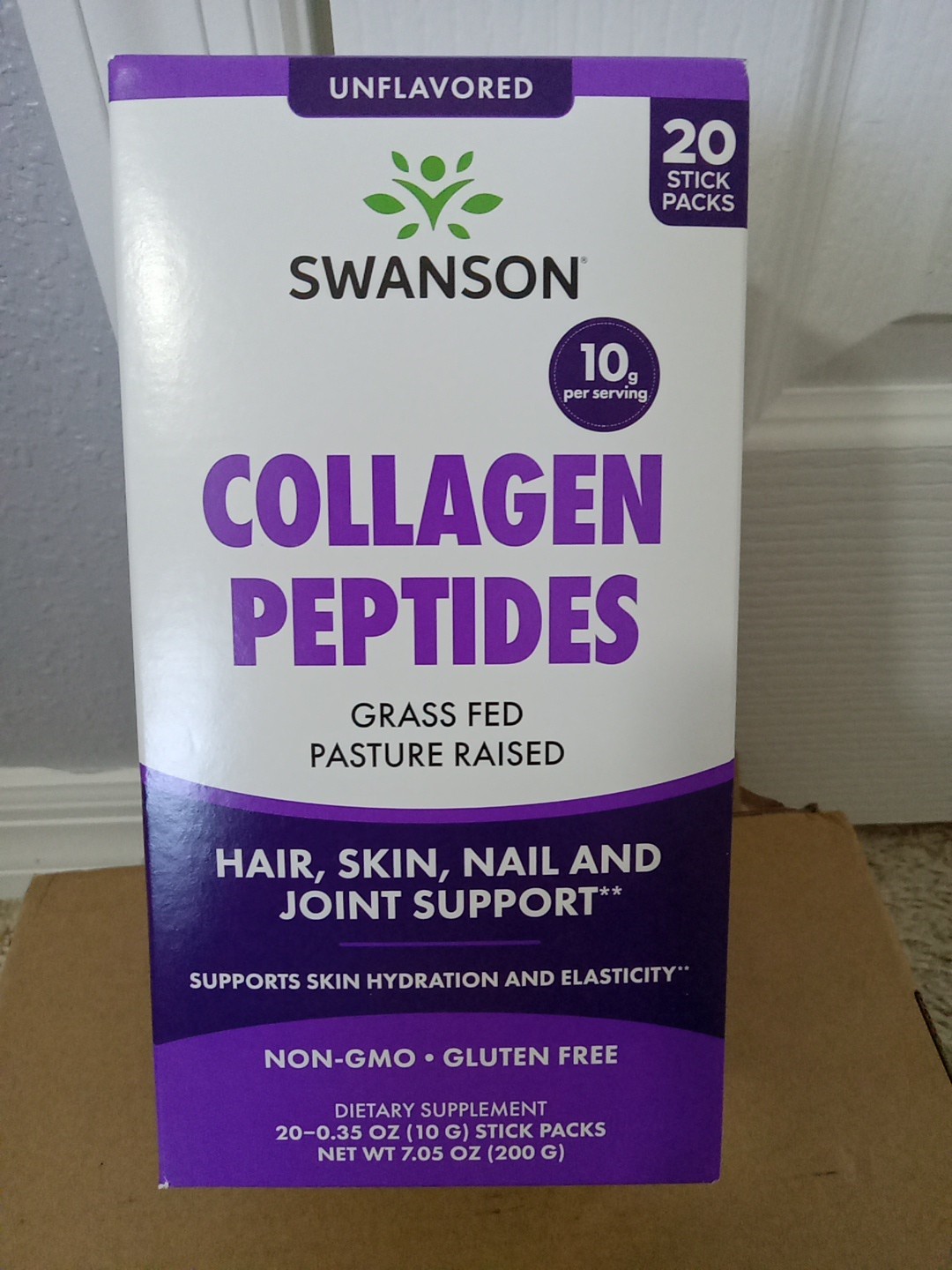 New Swanson Collagen Peptides, Qty 20 packs, 2 boxes. Boxes dented some by USPS