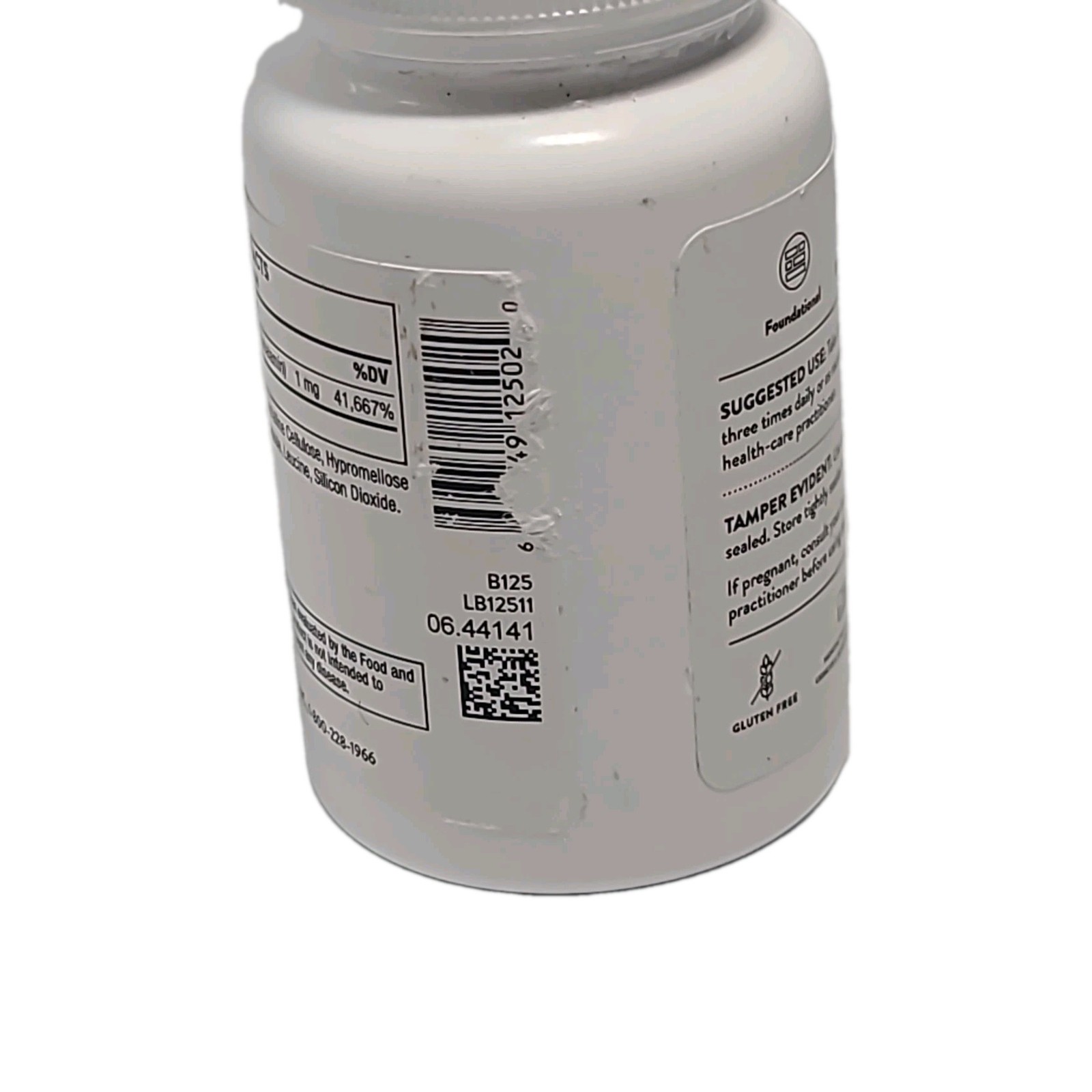 VITAMIN B12 ( 60 CAPSULES ) Sealed by Thorne • EXP : 02/2028 GLUTEN FREE