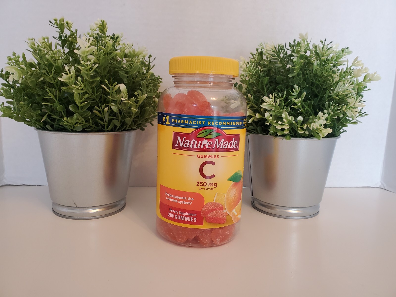 Nature Made ~ Vitamin C Gummies ~ 200 ct.🍊 Expiration 10/2025 ~NEW ~ FAST SHIP