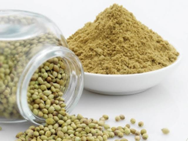 100% Natural Coriander Powder – Enhances Taste & Aids Digestion