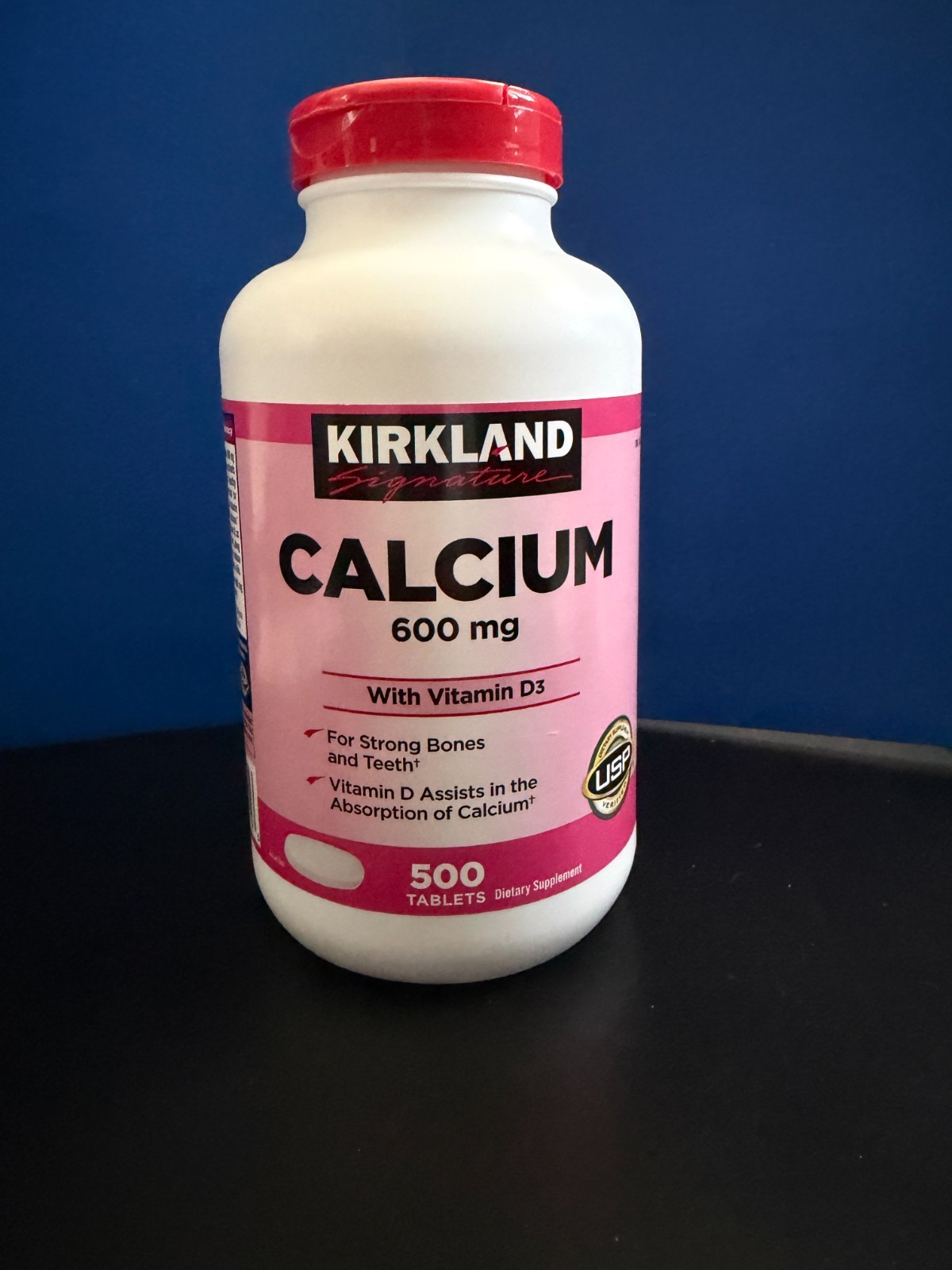 Costco Kirkland Signature Brand Calcium 600 mg with Vitamin D3, 500 Tablets