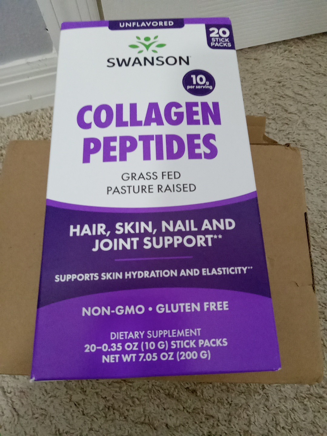 New Swanson Collagen Peptides, Qty 20 packs, 2 boxes. Boxes dented some by USPS